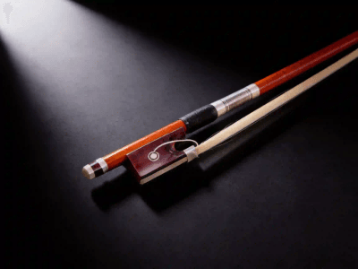 Idyllic Symphony violin bow with copper fittings and Brazilwood